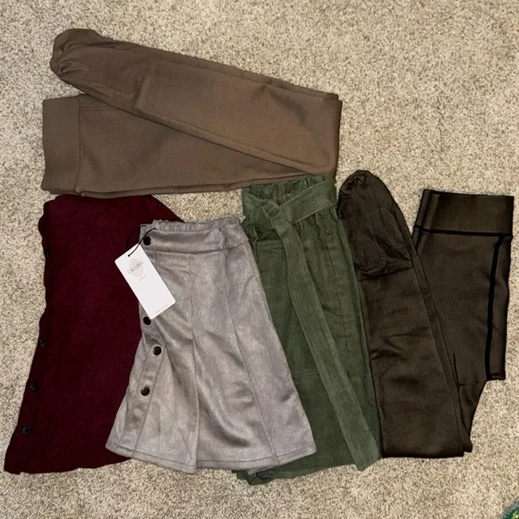 Women’s Size M Fall Skirt Bundle - Picture 1 of 9